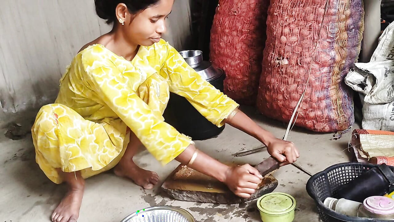 "Hot Village 🔥 Life Moments | Indian village girl's original vibration video!