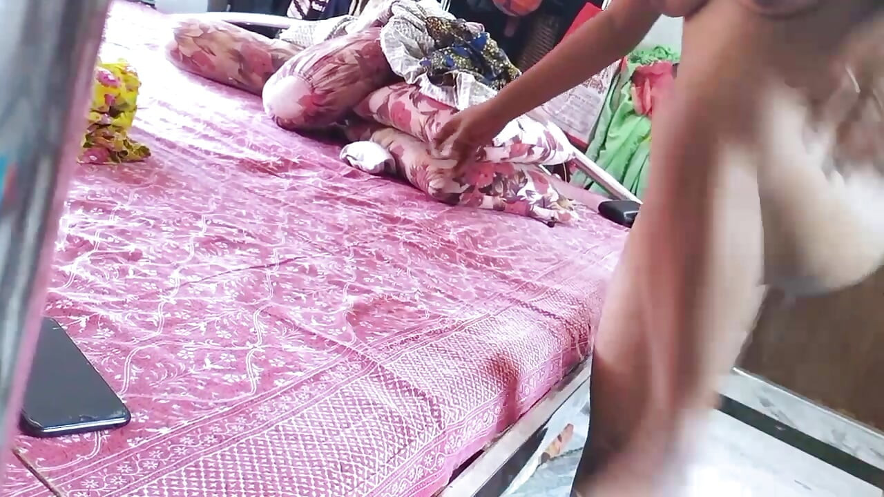 デシの彼女を部屋に連れてきて、逆さまにして放置した