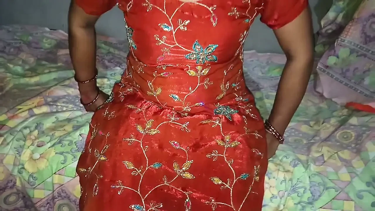 Virgin Young Boy Wants to Play a Sex Game with His Big Boobs Step Stepmother