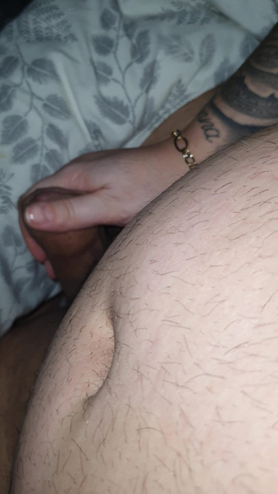 Step mom was excited to see step son rest and she really wanted to relax him with her hands with a handjob | Clip 1