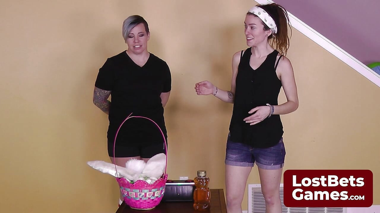 Trading wicked barbs as clothes disappear in a Strip Freeze game