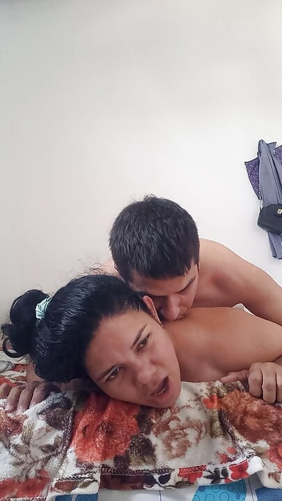 Beautiful Girlfriend Sucking and Fucking Deepthroat