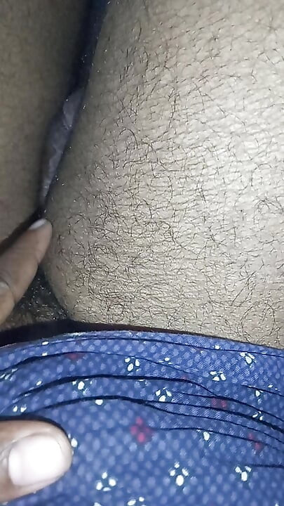 Desi Aunty with Pussy Hole Sucking Cream