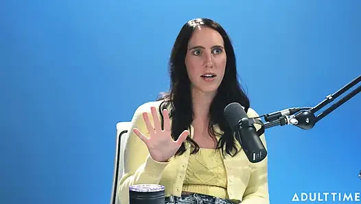 Cadence Lux: Authentische orgasmen & Selbstvertretung