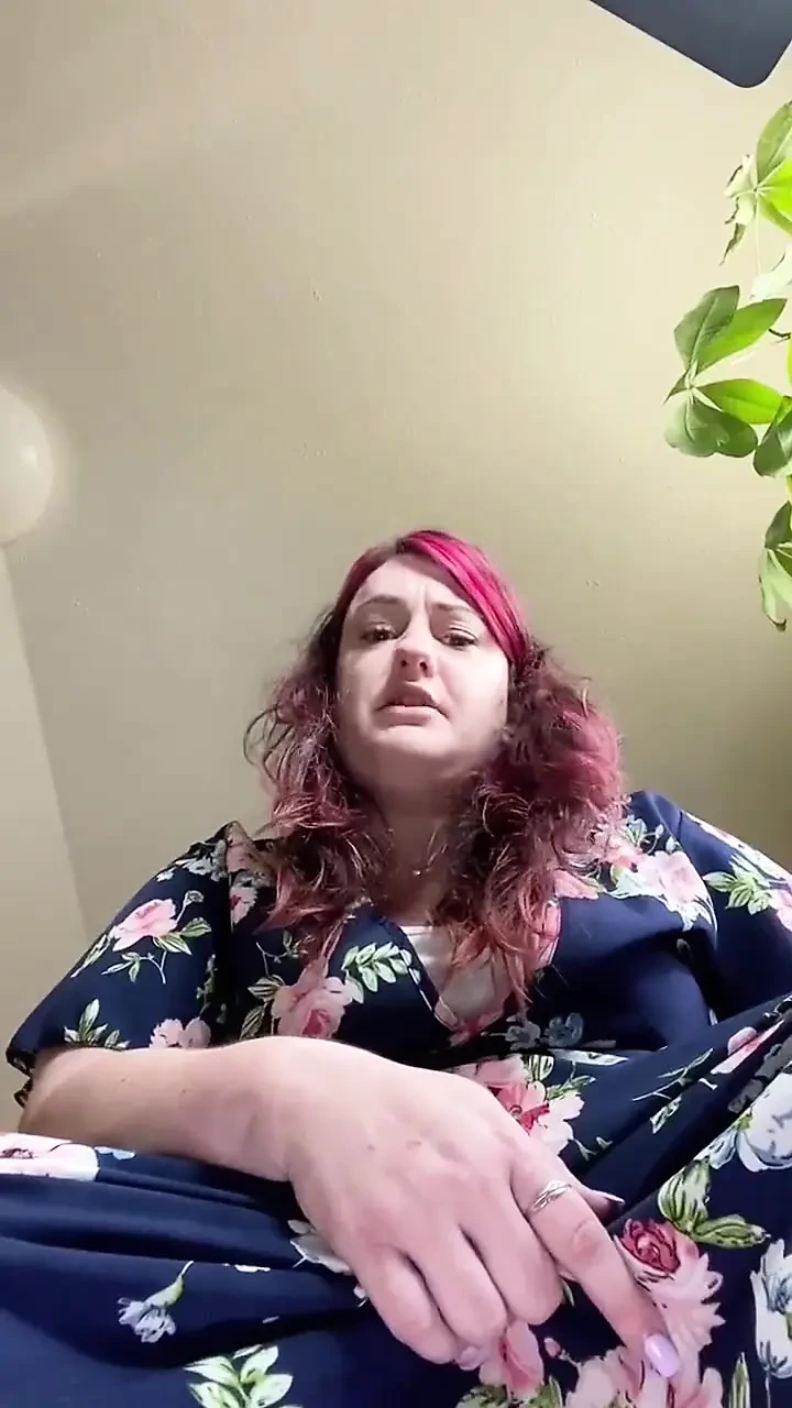 Giantess Discovers a Tiny and Has Fun Turning It Into Foot Slave and Squishy Toy