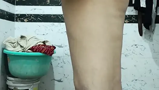 Priya si kakak ipar india lagi asik pamer tembus pantanya