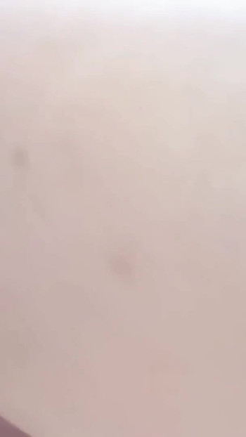 कमसिन अजनबी को बगीचे में पेशाब करते हुए और चुदाई की सजा मिलती है | क्लिप 1