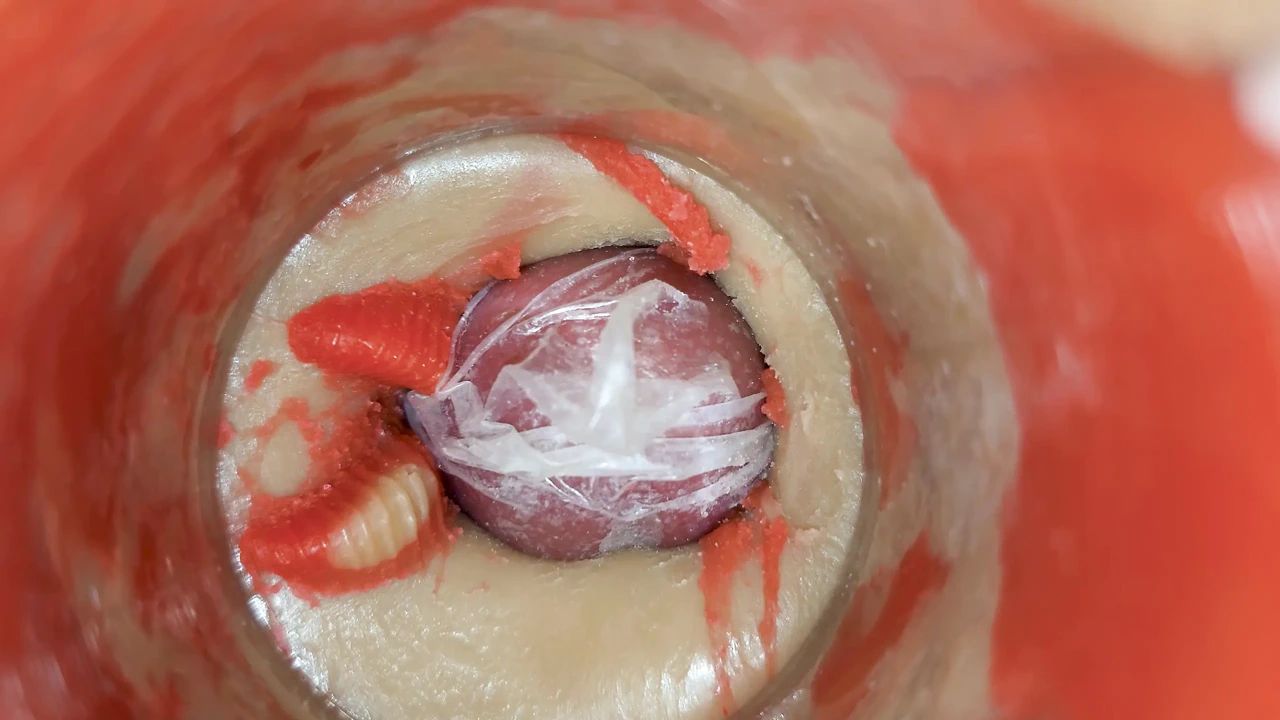 无法控制的浪涌用无尽的内部压力填满阴户