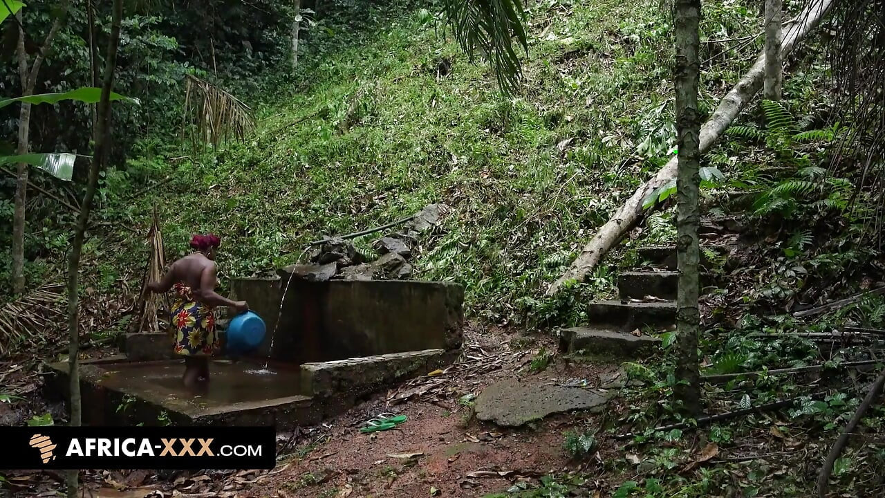 Sexy Encounter in the Jungle