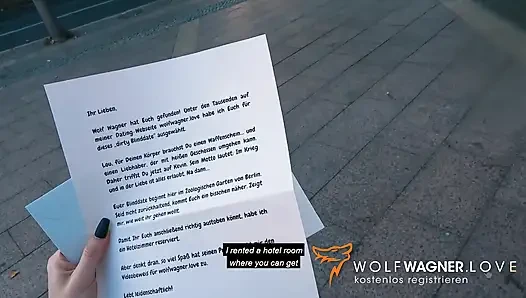 Lou Nesbit! Seksi tavrı olan kız otelde sikiliyor! Wolf Wagner