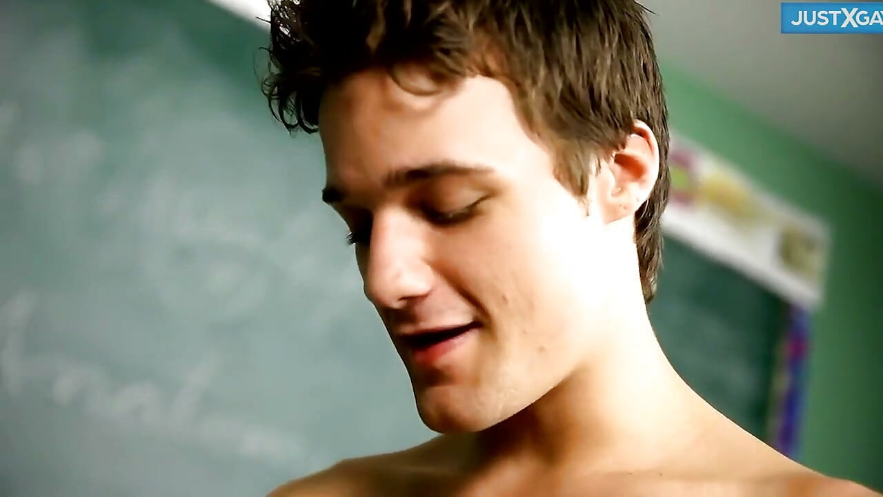 Eager Twink Adam Takes Krys Thick Cock in Classroom