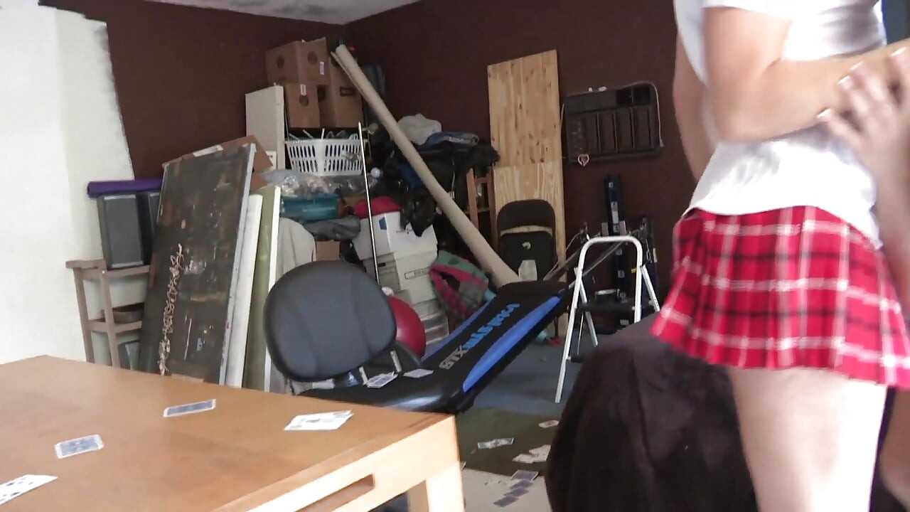 Smoking hot Dani Daniels gets her wet pussy licked