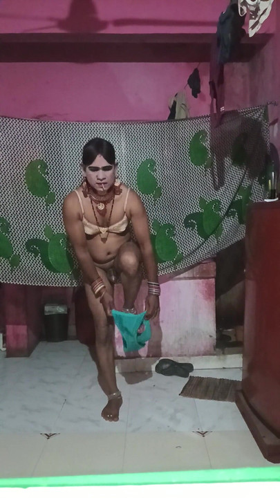 Nezaboravan trenutak iz "Madhuri Bhabhi"