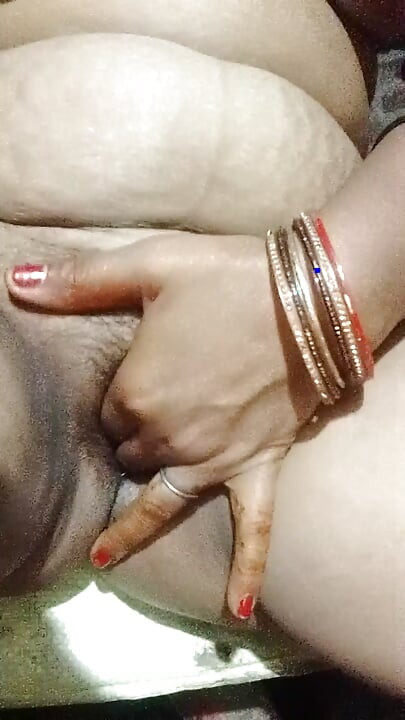 قرية ديشي ربة منزل هندية تتناك في كسها