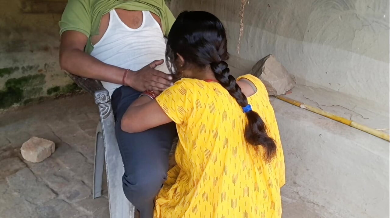 Sasur ji는 새로 결혼한 바후를 놀리고,