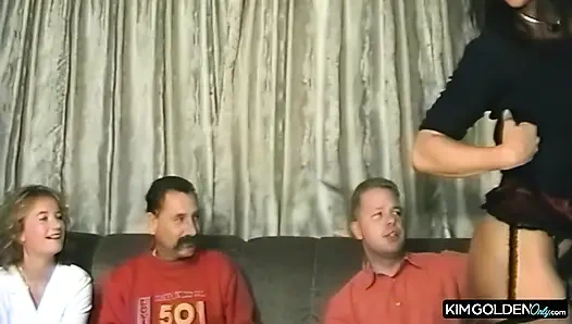 Heisse Gurken-Spielchen und tiefer Blowjob