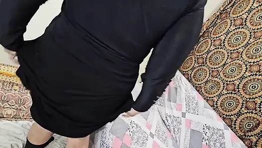 Man From U.s Convinced a Muslim Woman to Show Hairy Armpit