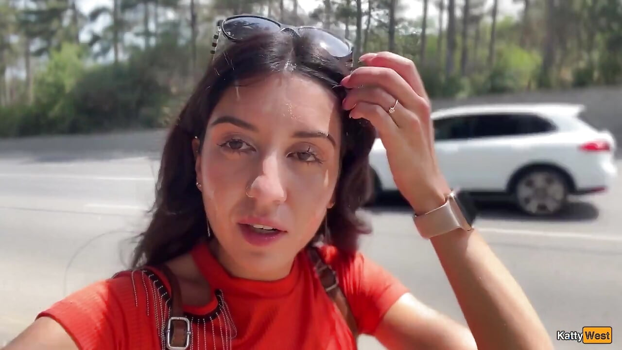 Muie publică în tufișuri cu străin și nebun Cumwalk acoperită de spermă
