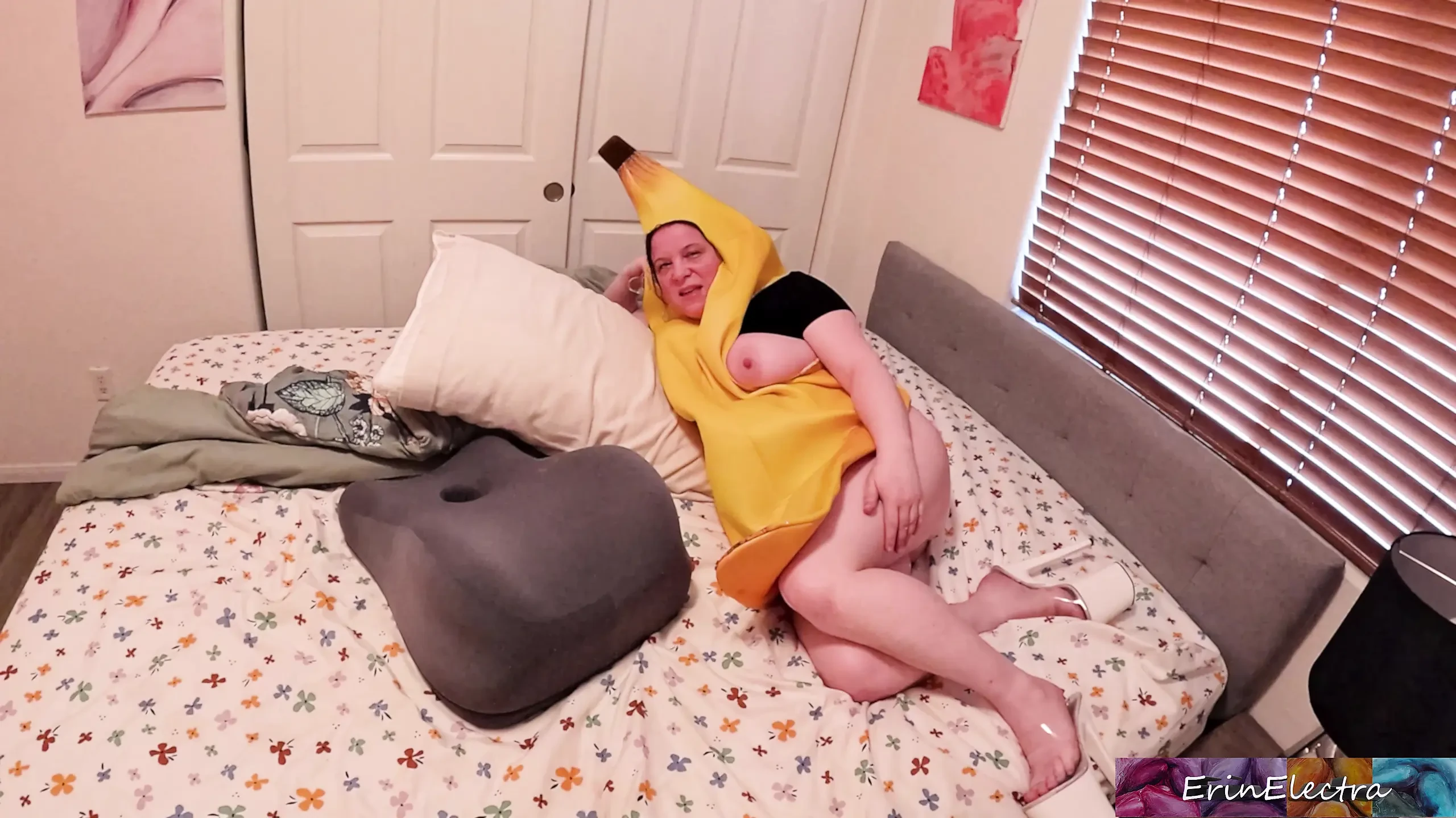 Erin Electra - creampie,big natural tits