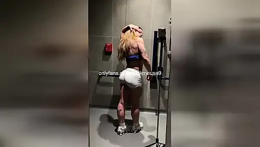 Tiktok canlı anal başarısızlık: 18 yaşındaki ilk kez ağrılı göt sikişi kazası