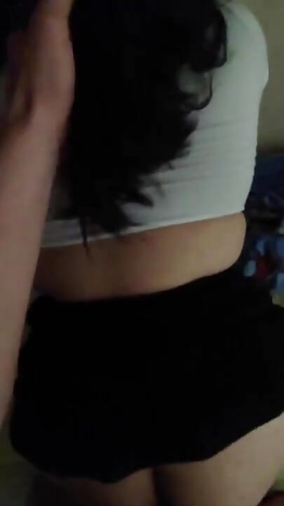 Die türkische hijab buse wird gefickt, während sie college-porno amateur-porno bettelt