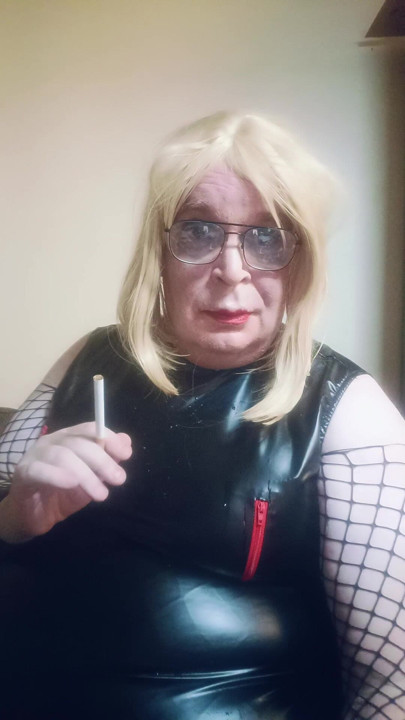 Ćao i dobrodošli na moj novi kanal...  Celoviti videi počinju 1. oktobra