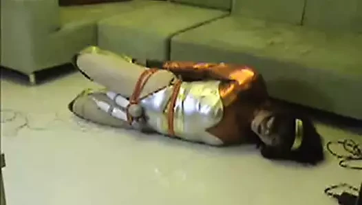 heroine hogtied