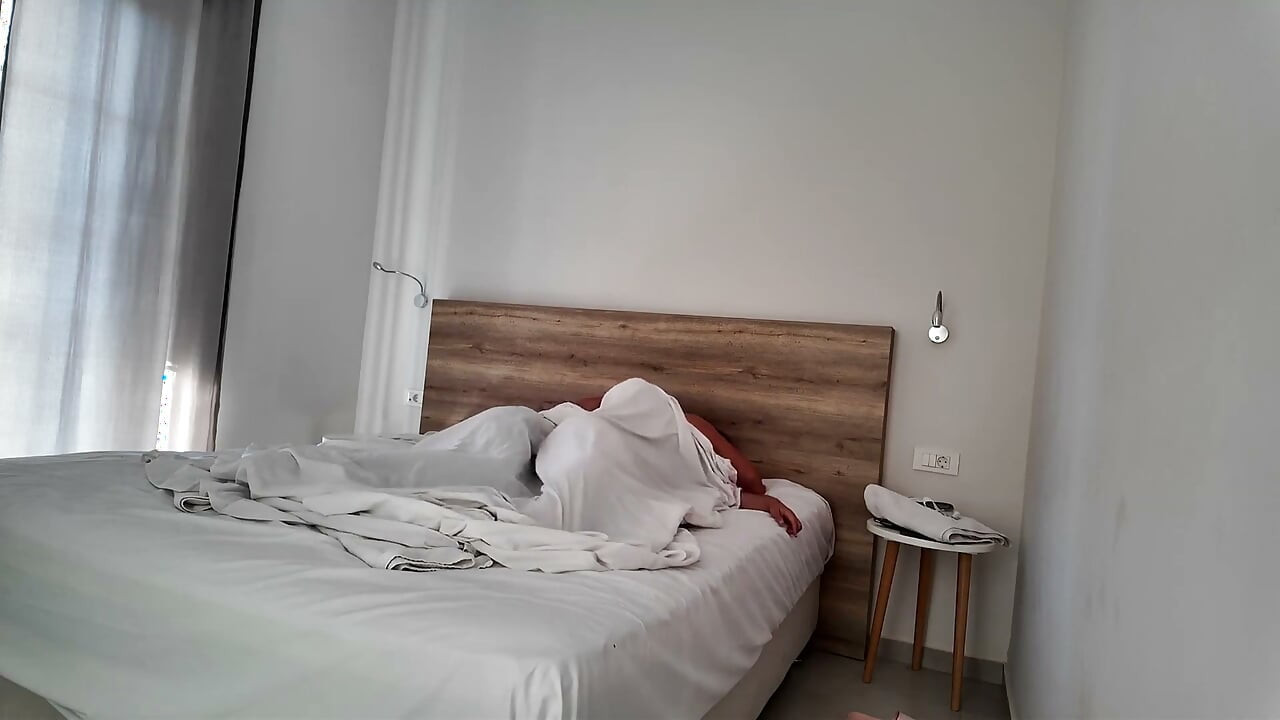 Sharing a Hotel Room with My Sexy Stepmom Is a Risky Endeavor