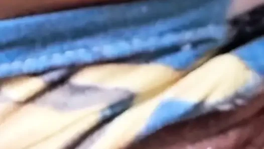 Adik tiri yang super sange ini lagi asik nyepong kontol sampai tenggorokan!