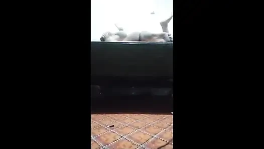 Güzel Hintli teyze erkek arkadaşıyla seks yapıyor!sevimli kız hottexi