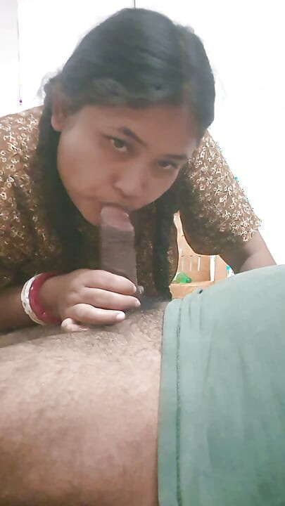 Pasangan baru India dientot habis-habisan sama kontol besar sampai mengerang keenakan