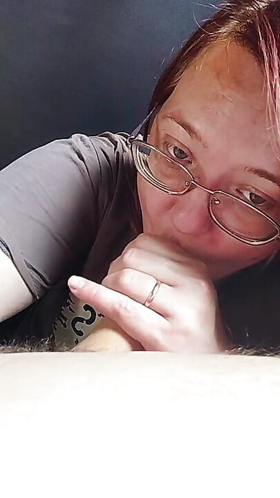Amateur Girlfriend Blowjob Instead of Cooking - Curvy Brunette with Glasses Sucks and Jerks Cock