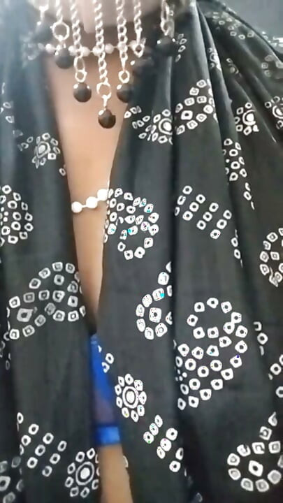Sonam ki jawani new dress hotness vedio