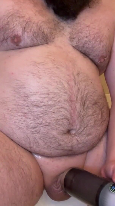 Chubbyfreak37 หนุ่มขนดกอวบช่วยตัวเองด้วยเซ็กส์ทอยในอ่างอาบน้ํา - ถึงจุดสุดยอดอย่างเข้มข้น - บนเปลื้องผ้า คลิป 2