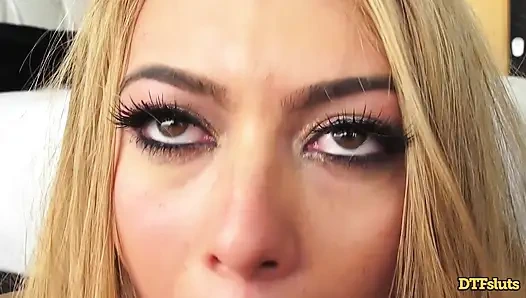 Born-nackt, dicker arsch, latina Kat Dior neckt, reitet und fickt hart vor dem fenster