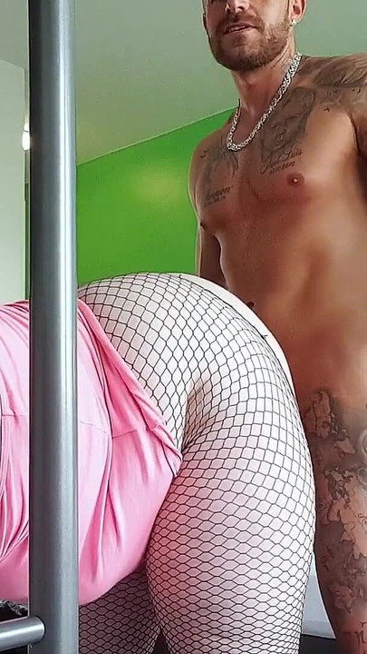 Detik epik dari "Remaja montel berpantat gemuk Jerman di seks amatur sebenar oleh lelaki kecil"