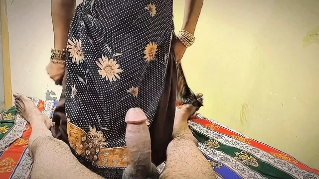 Indian Desi Aunty Playing with Neighbor's Big Dick Hot Sex Amateur Blowjob Clear Hindi Audio