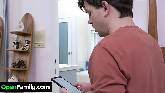 Seksi Michelle James büyük bir yarak almayı seviyor