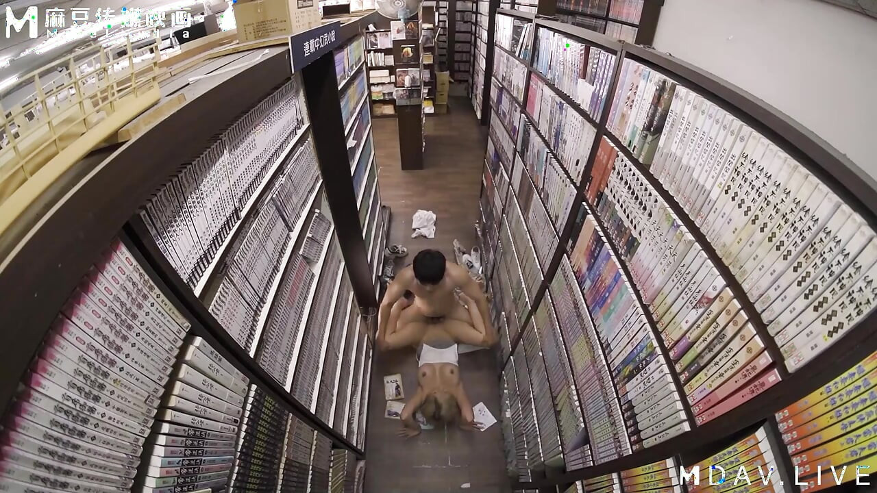 Mdwp-0031 Obscene Japanese Comic Shop  Coercion and Seduction to Fuck a Slut