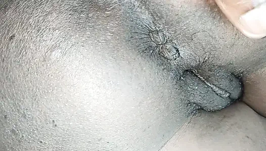 Hintli kadının götü yakın çekim