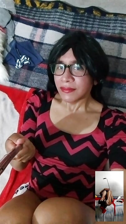 Joselynne Crossdresser en cam show mis juguetes última parte