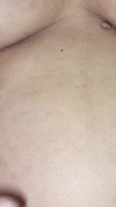 十天后我操了我的妻子。孟加拉性爱视频射在阴户里 | 短片 2