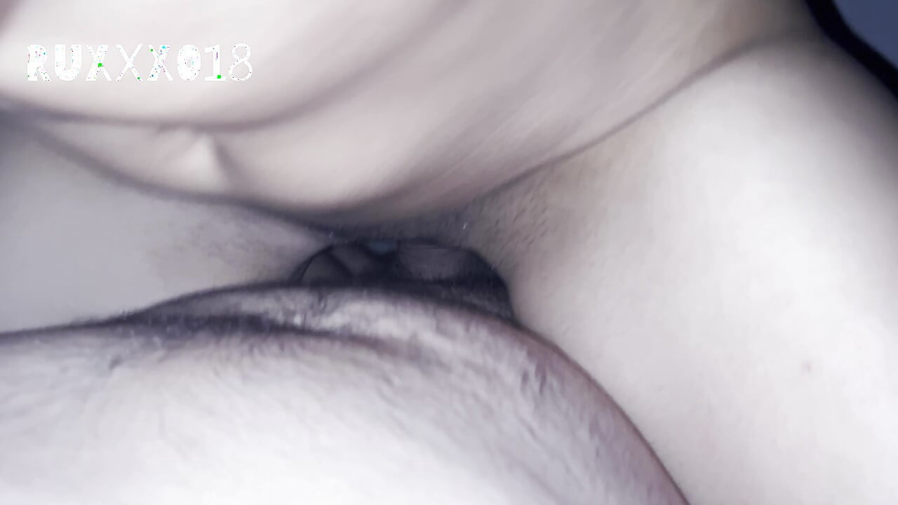 My Colombian Girlfriend Gives Me Oral Sex For The First TIME