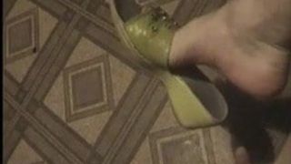 Ma vieille vidéo dans des chaussures de femmes