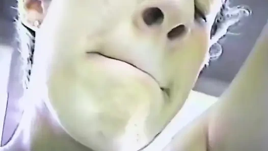 Страстные крошки-брюнетки лижут и пальцами до взрывоопасных оргазмов