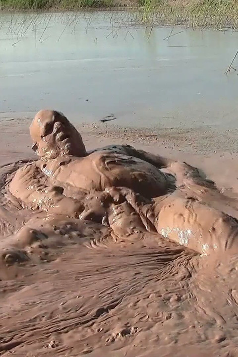 Splish Splosh - What a Mud-jump!