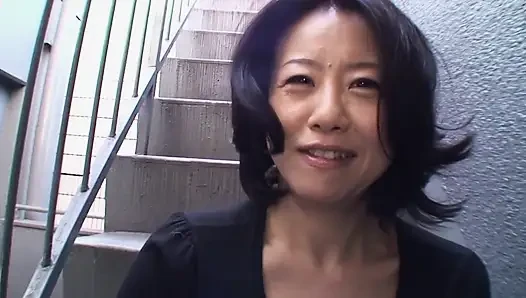 Hairy Japanese grandma - Episode 10