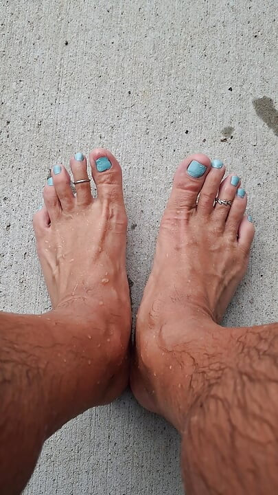 Showing off my feet again for those who like to watch