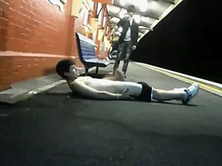Wank on Trainplatform