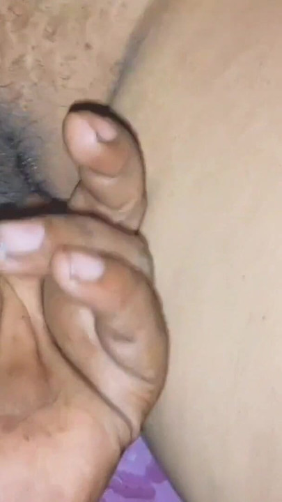 Crazy-Xyz awek kampung muda dengan video seks kampung, video seks awek muda desi yang cantik | Klip 1